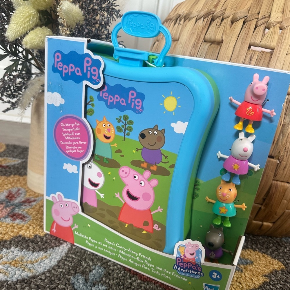 New Peppa Pig Adventure Travel Carry Along Friends and Case Limited Edition Set - Picture 9 of 15